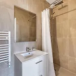 Apartment M085-088 M Off------------------------- Annemasse