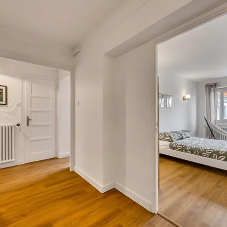 M087 -m088 Jolie En Colocation Apartment